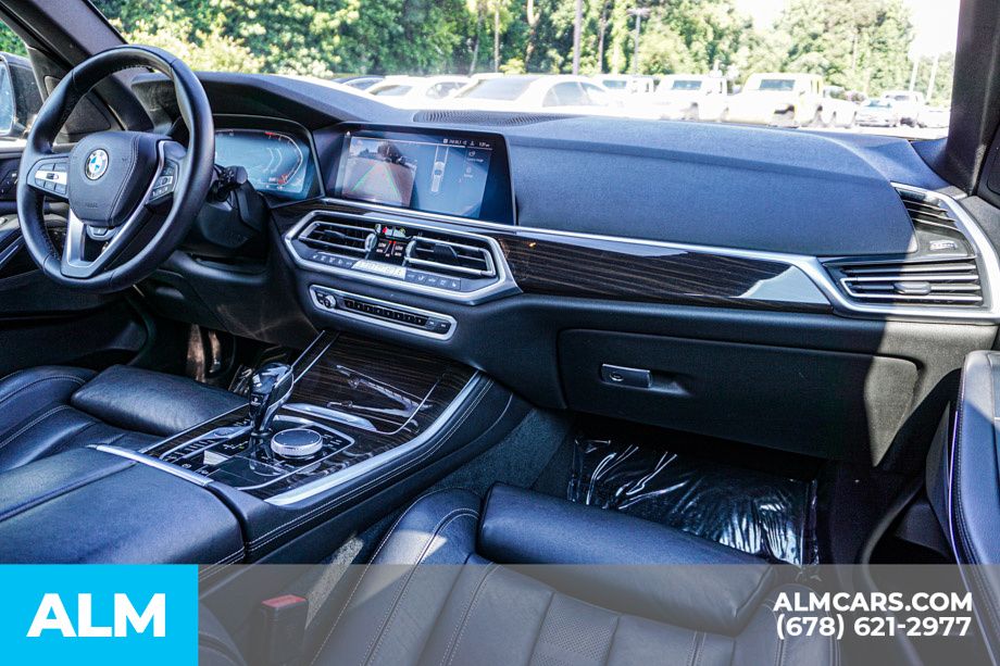 Used 2019 Gray BMW xDrive40i image 25