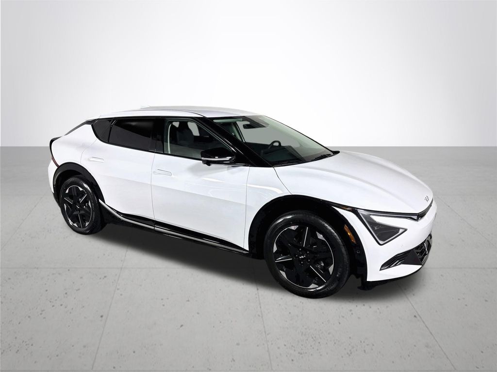 2026 Kia EV6 Wind