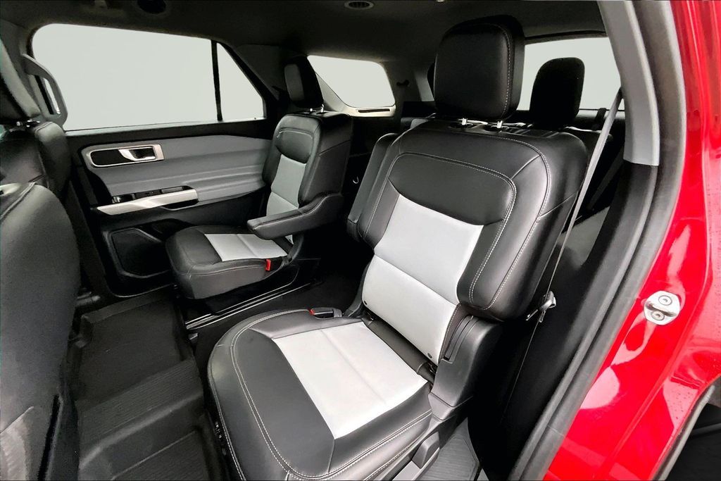 2023 Ford Explorer XLT Red at Baytown Hyundai