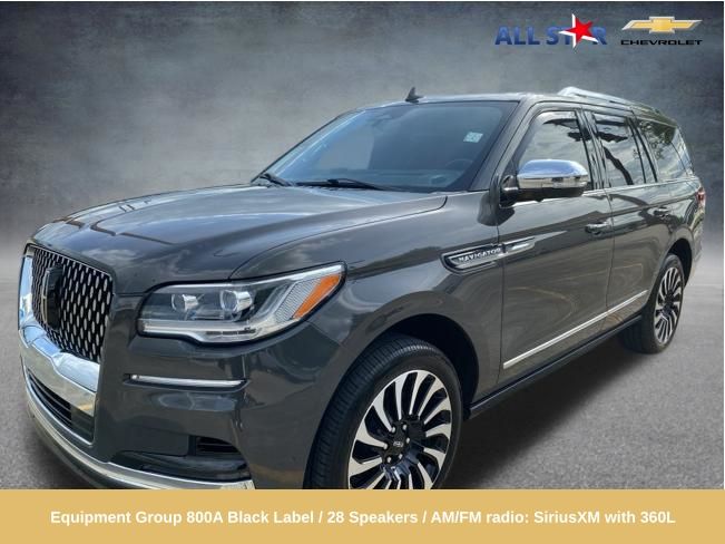 Black (Chroma Caviar Dark Gray Metallic Clearcoat) 2023 Lincoln Navigator SUV / Crossover Four-Wheel Drive Automatic