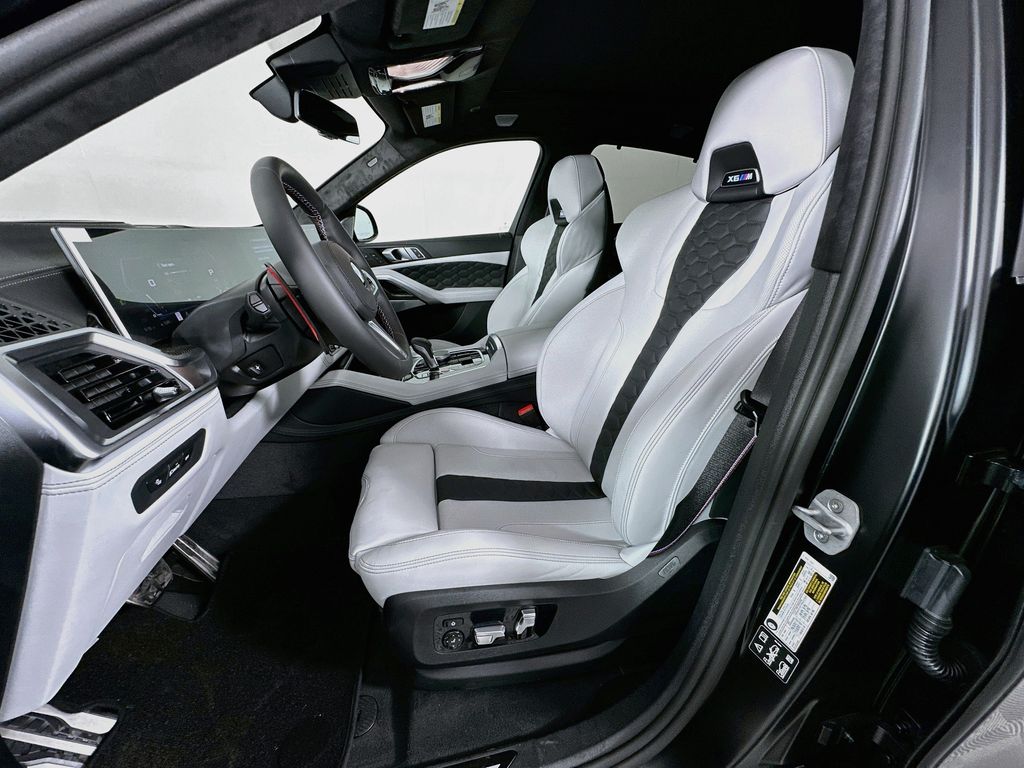 Thumbnail: 2027 BMW X6 - 16
