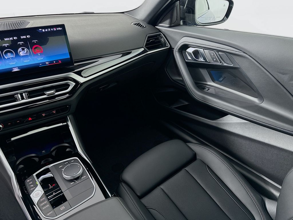 Thumbnail: 2024 BMW 2 Series - 24