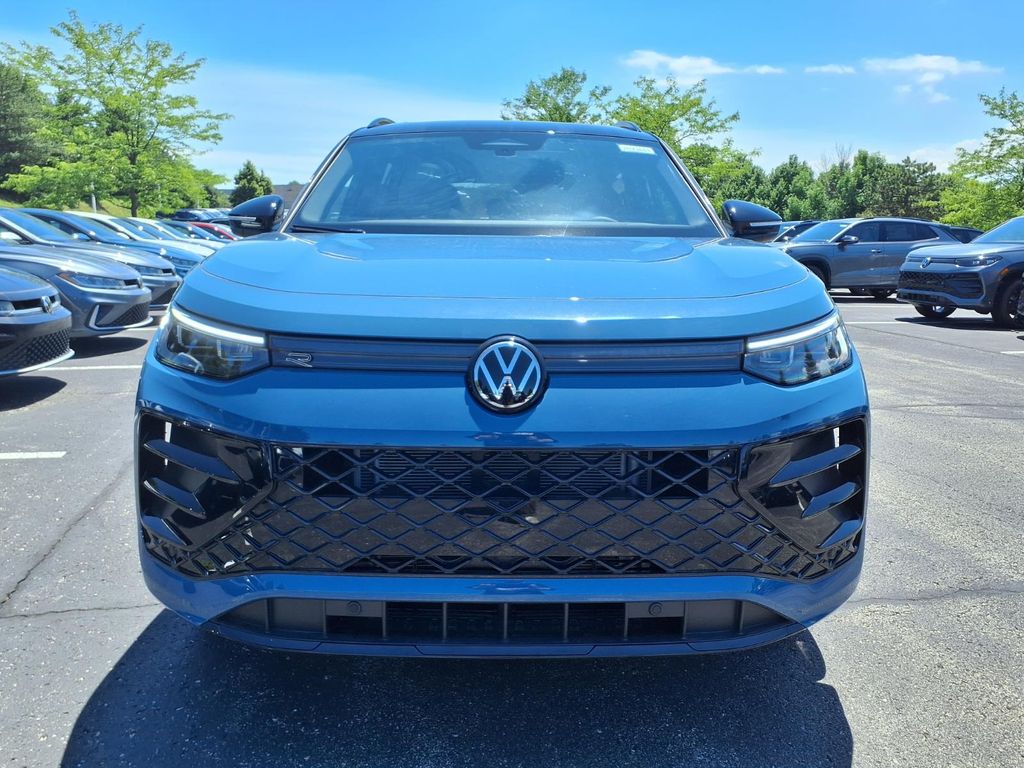 New 2026 Monterey Blue w/Deep Black Roof Volkswagen 2.0T SE R-Line Black image 6
