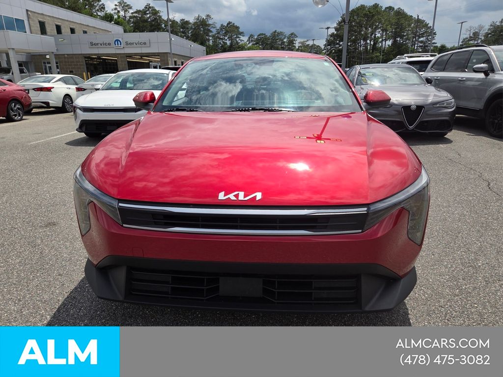 Used 2025 Red Kia LXS image 18