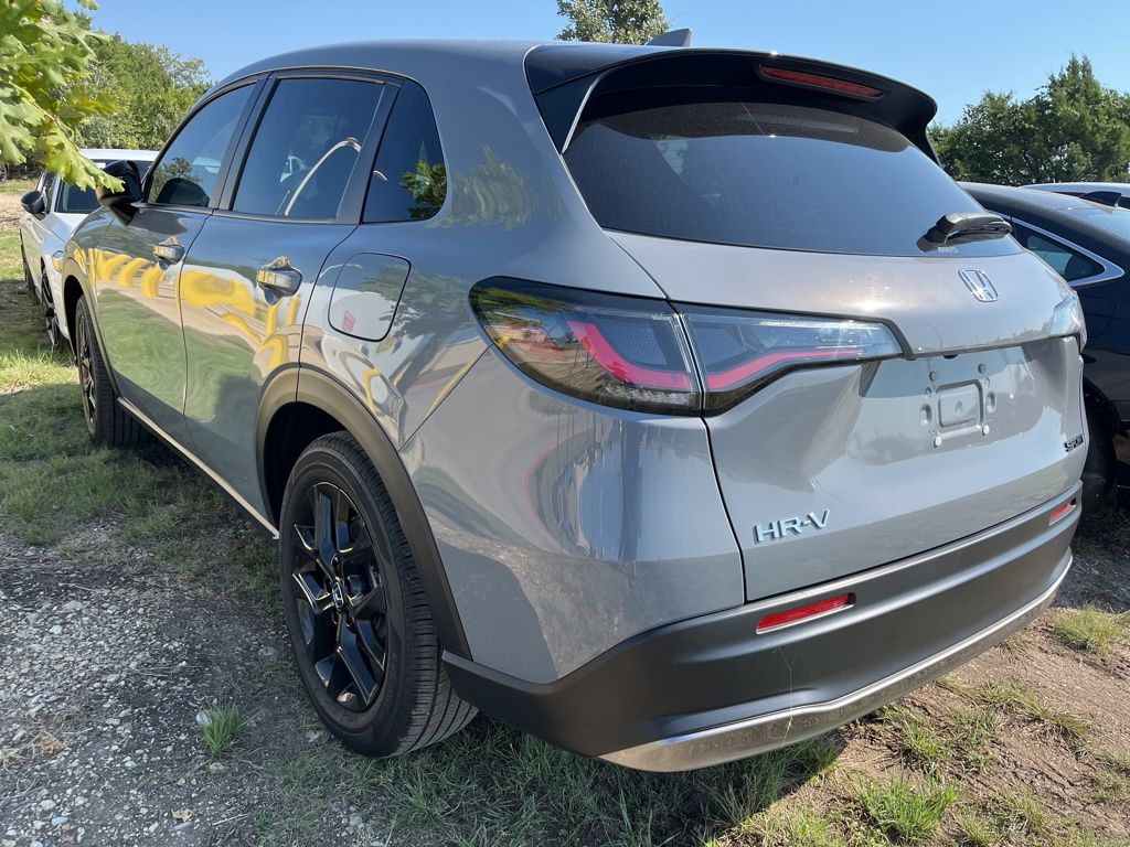 Thumbnail: 2025 Honda HR-V - 4
