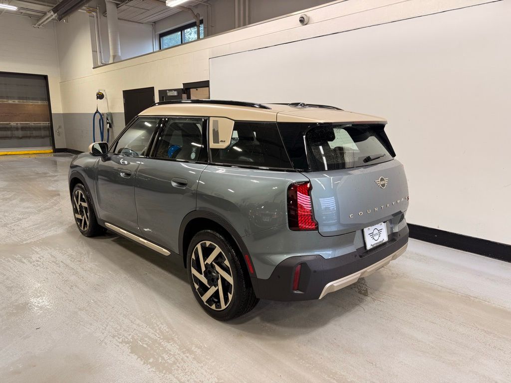 Thumbnail: 2025 MINI Cooper Countryman - 3