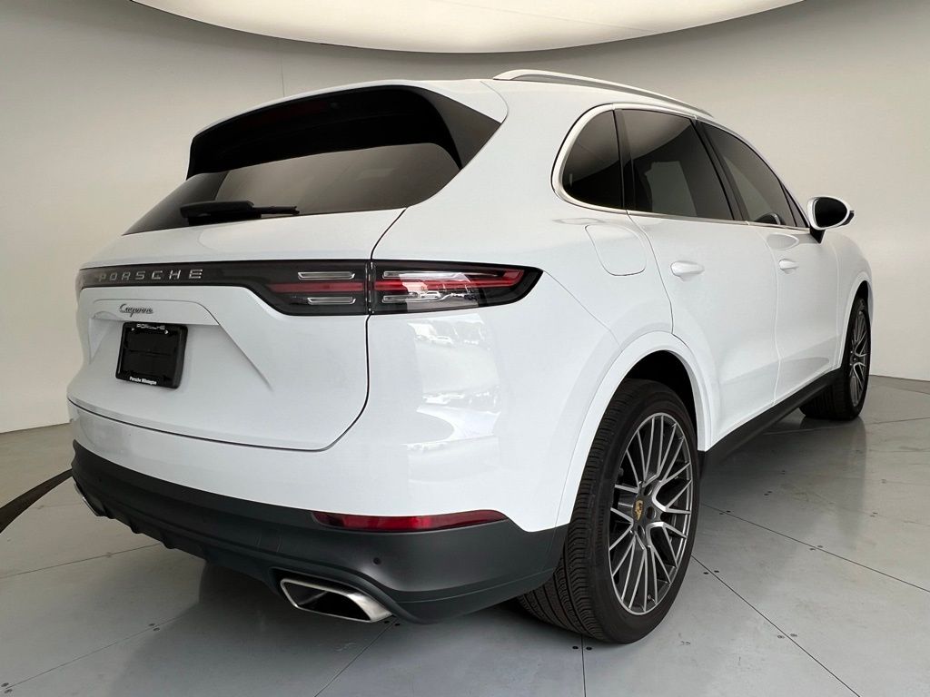 Thumbnail: 2021 Porsche Cayenne - 23