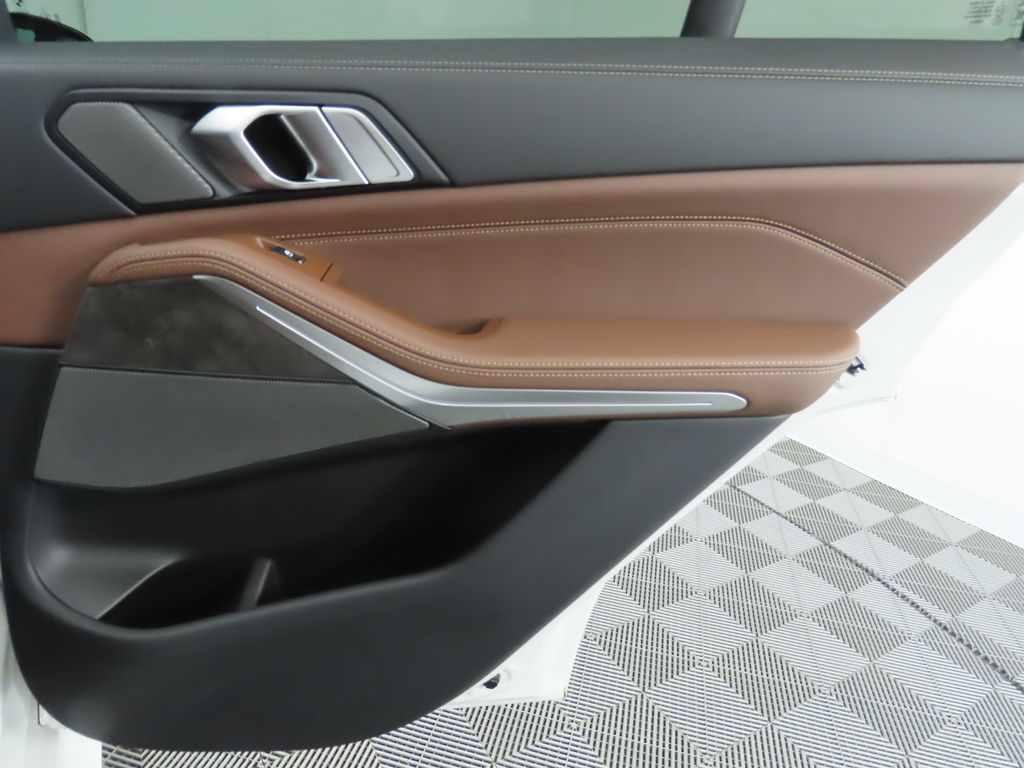 Thumbnail: 2026 BMW X5 - 28