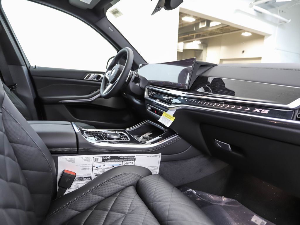 Thumbnail: 2026 BMW X5 - 29