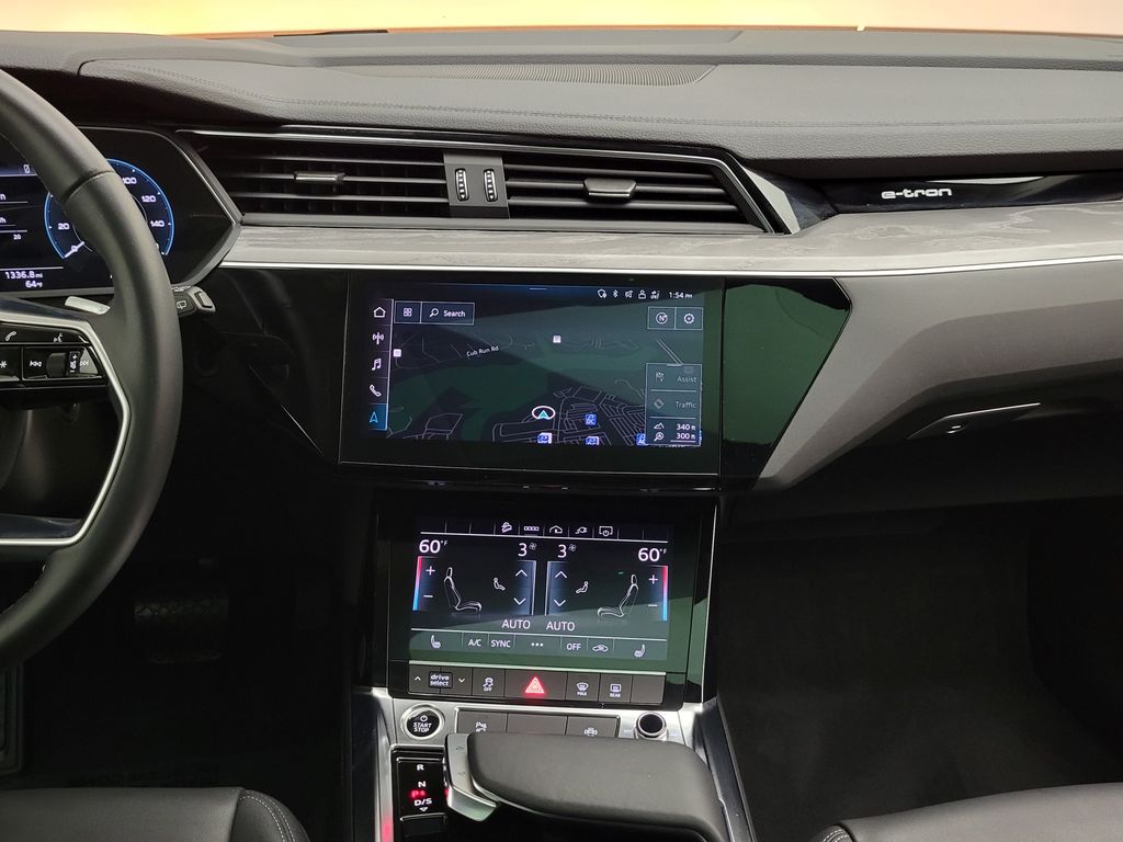 Thumbnail: 2023 Audi e-tron - 19