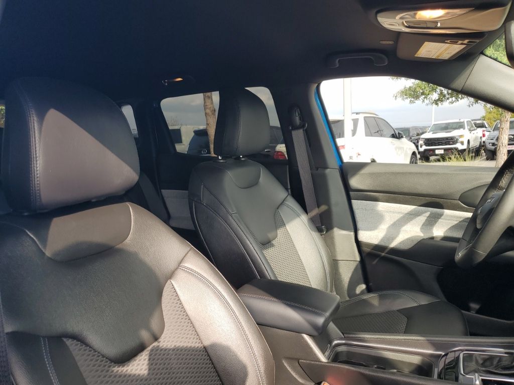 Used Car 2025 Jeep Compass  Latitude For Sale Under $25,000 In Austin, Texas