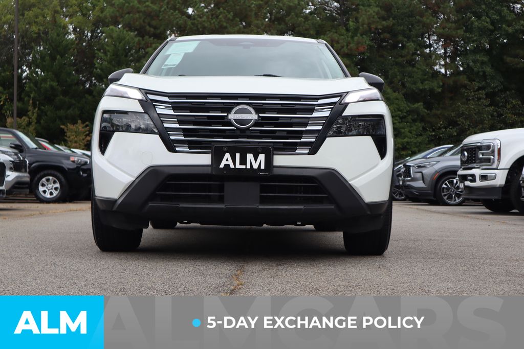 2024 Nissan Rogue S photo 3