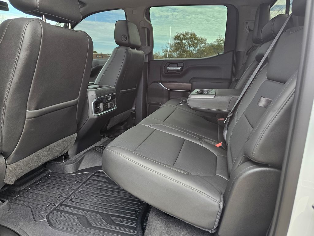 2019 GMC Sierra 1500 SLT 33