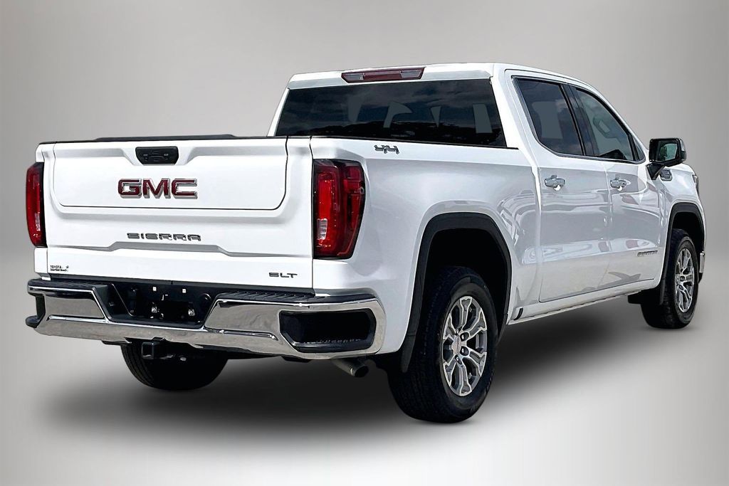 Used 2025 GMC Sierra 1500 SLT 4D Crew Cab