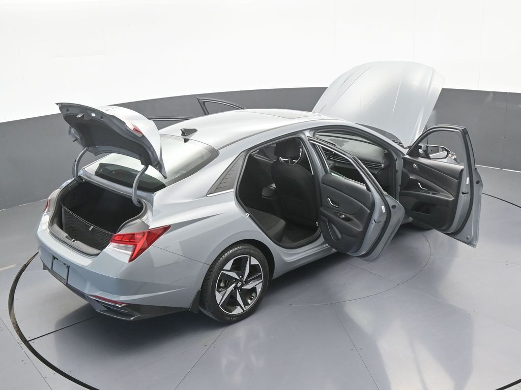 Used 2022 Electric Shadow Hyundai SEL image 63