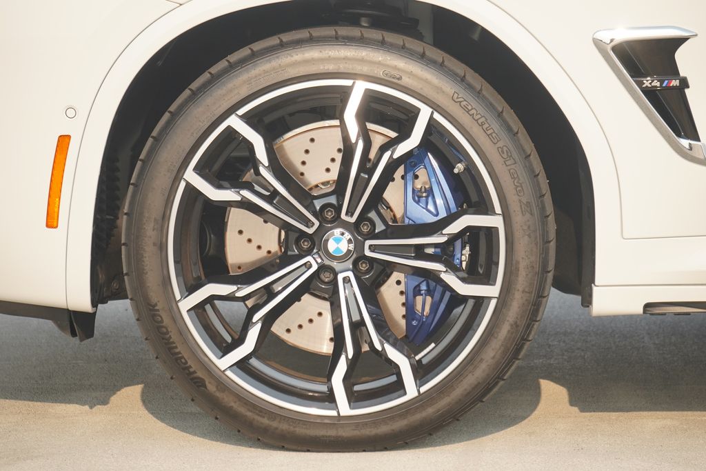Thumbnail: 2025 BMW X4 - 5