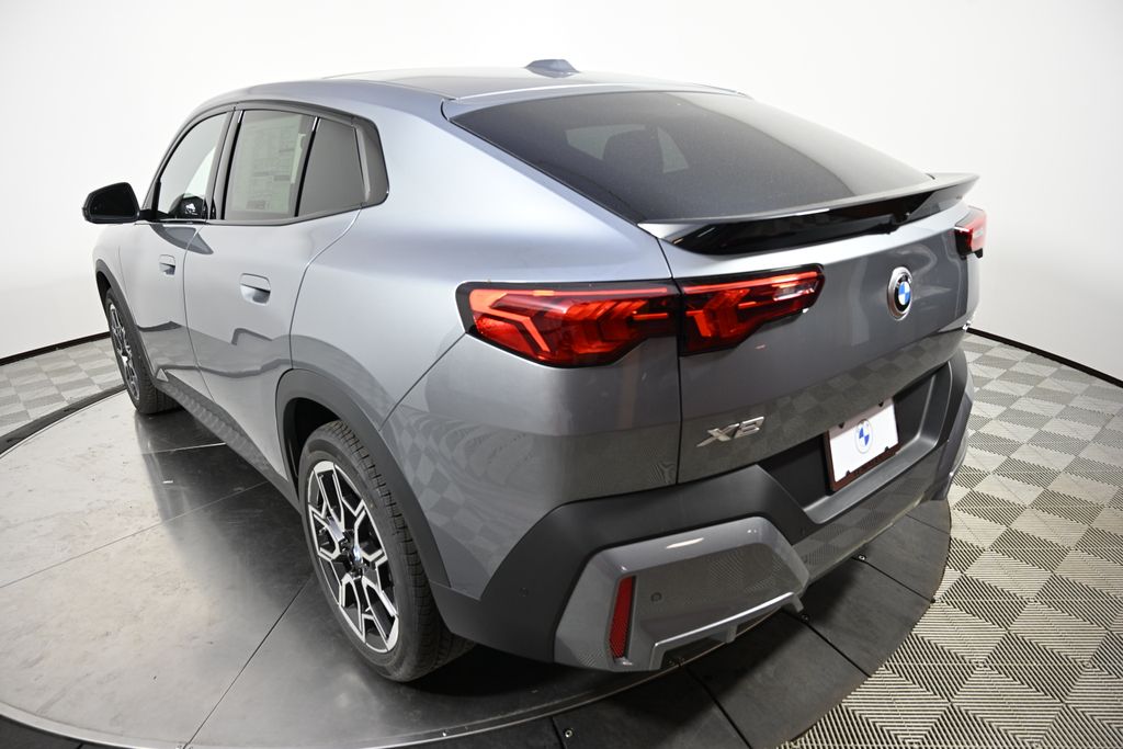 Thumbnail: 2026 BMW X2 - 3