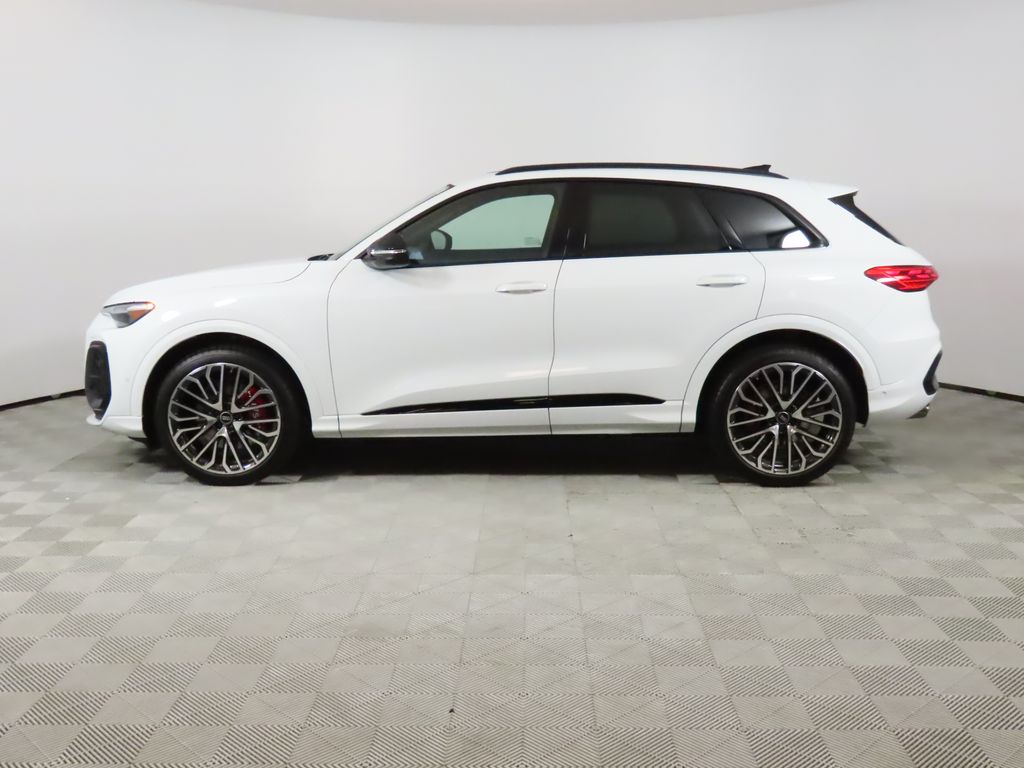 Thumbnail: 2025 Audi SQ5 - 2