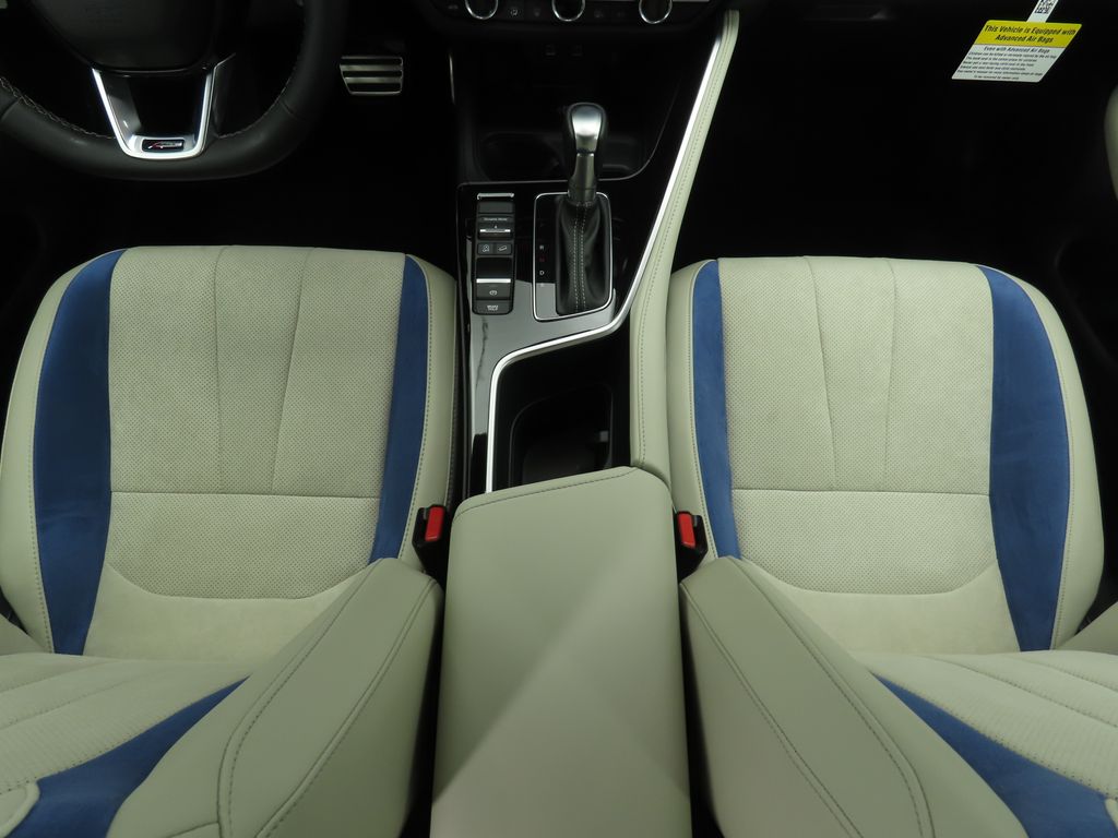 Thumbnail: 2025 Acura ADX - 16