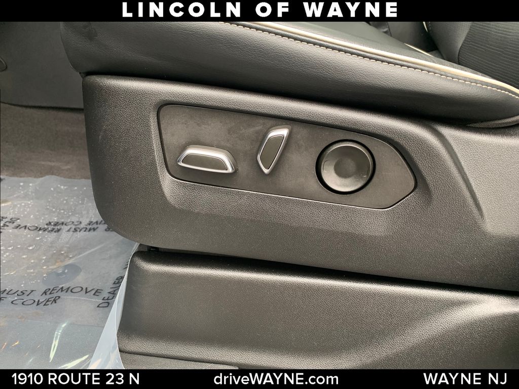 2023 Cadillac Escalade ESV Premium photo