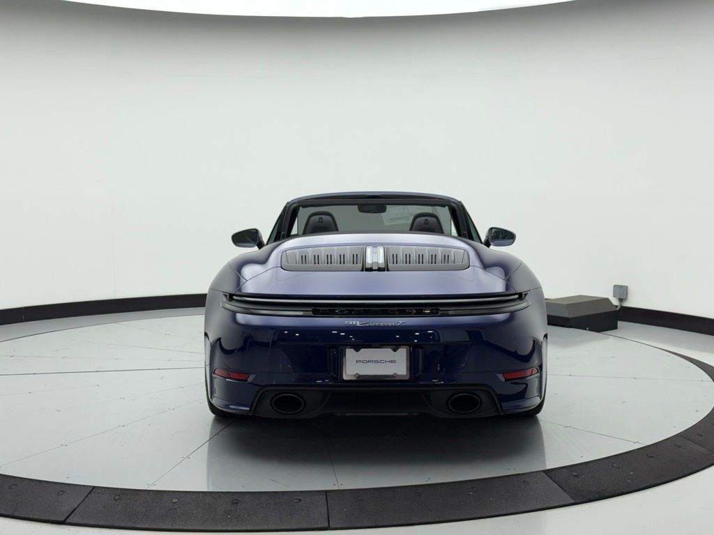 Thumbnail: 2025 Porsche 911 - 9