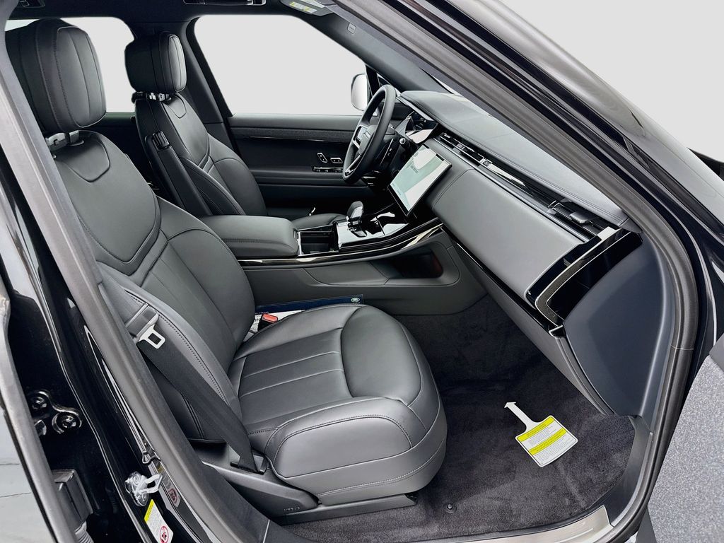 Thumbnail: 2026 Land Rover Range Rover Sport - 19