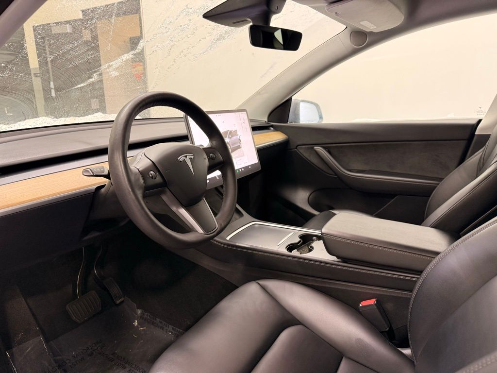 Thumbnail: 2022 Tesla Model Y - 11