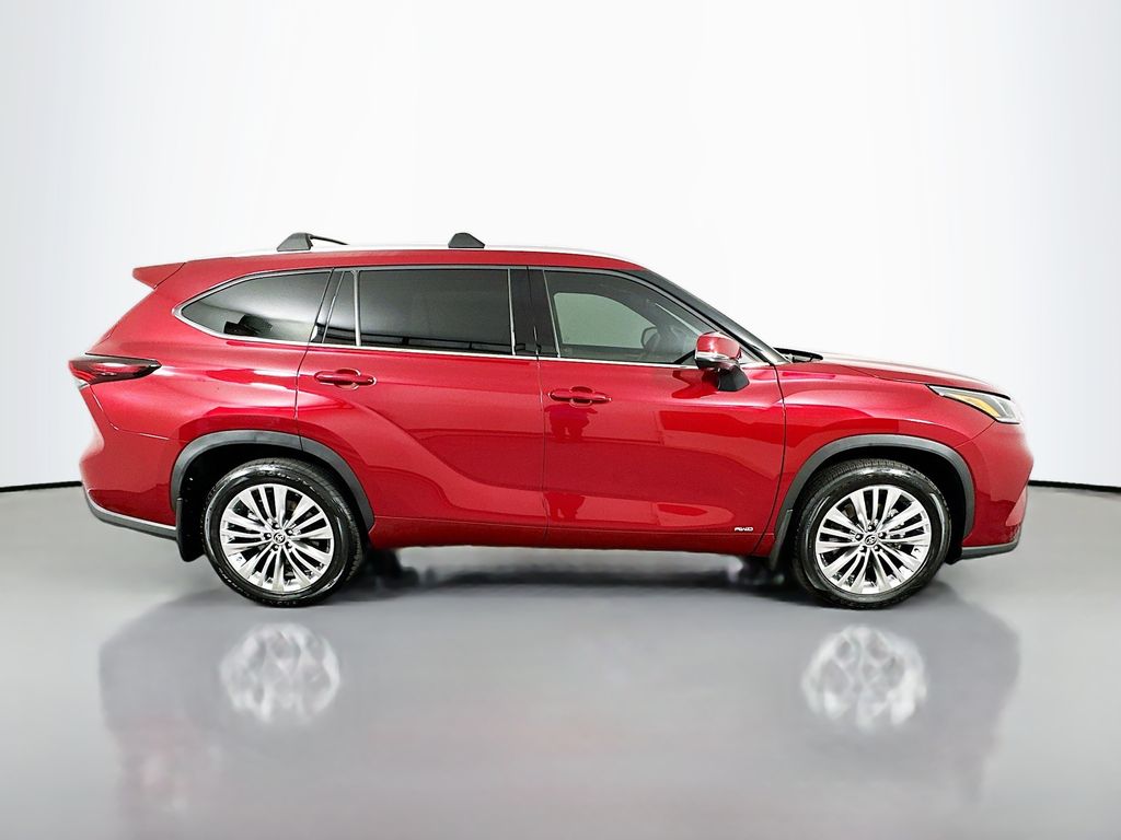 Thumbnail: 2026 Toyota Highlander - 4