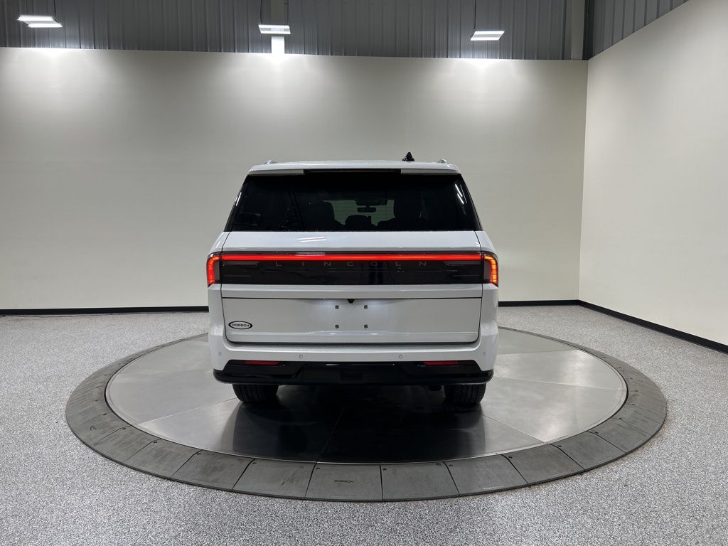 new 2026 Lincoln Navigator L car, priced at $129,225