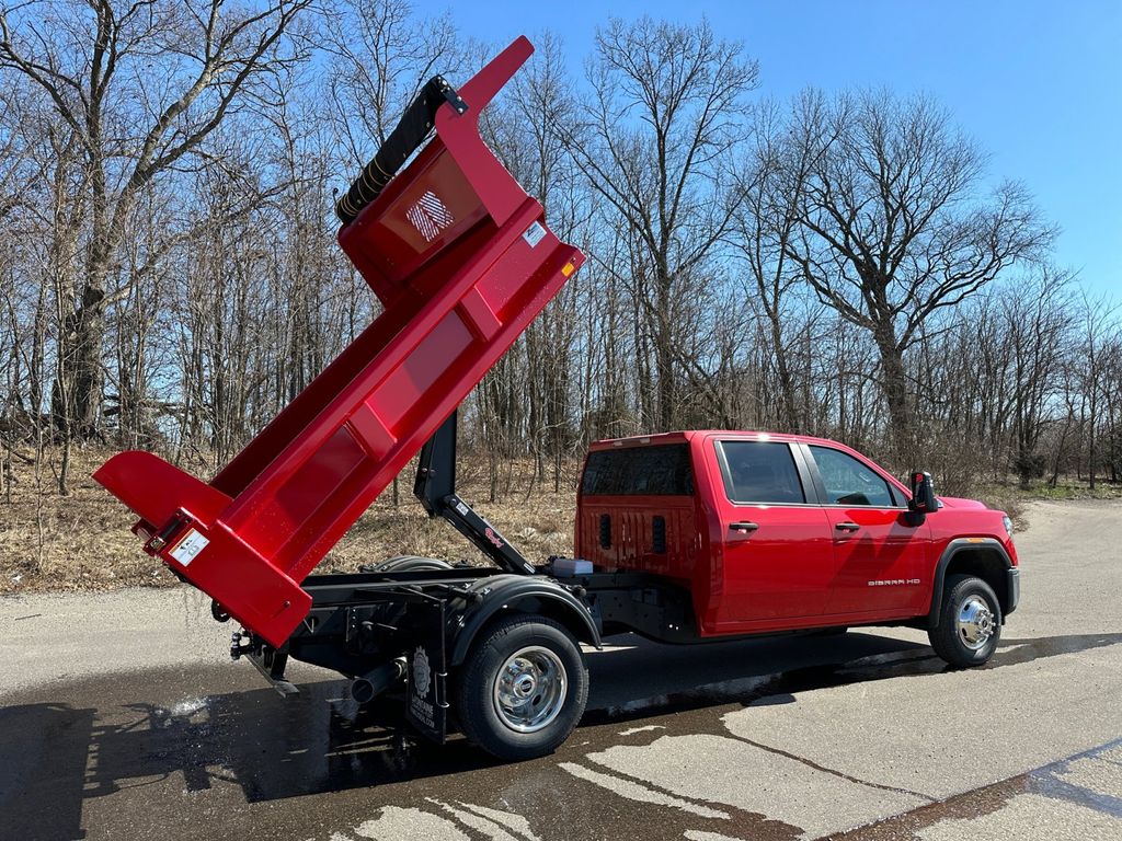 2024 GMC Sierra 3500HD Pro 21