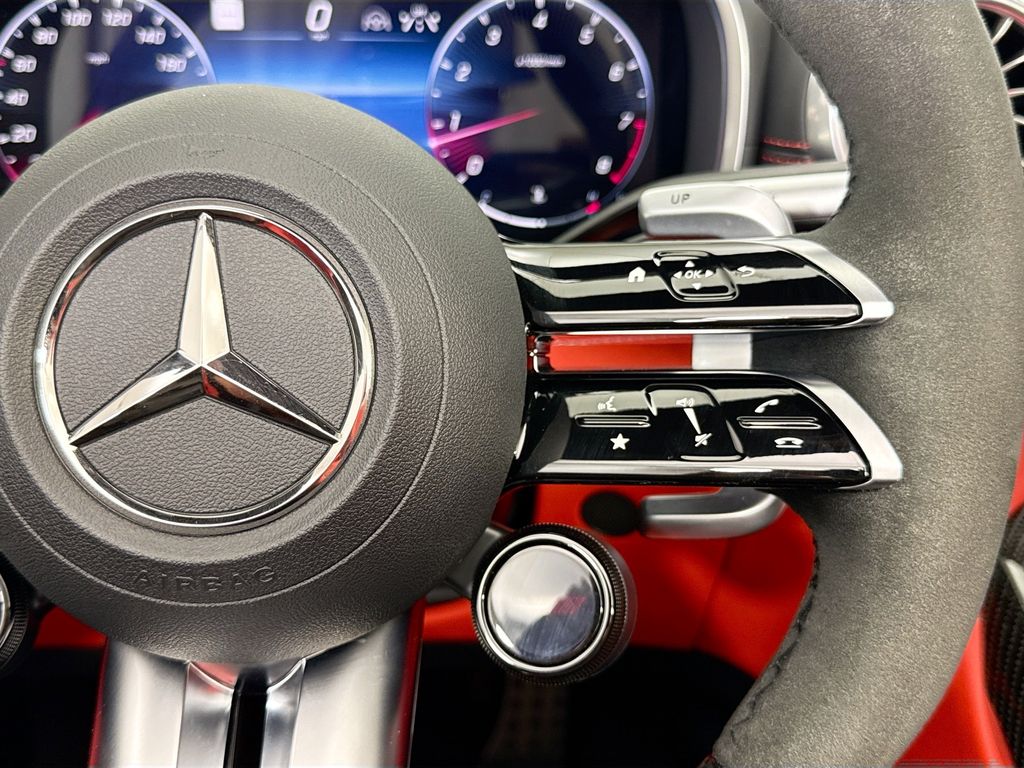 Thumbnail: 2024 Mercedes-Benz SL-Class - 12