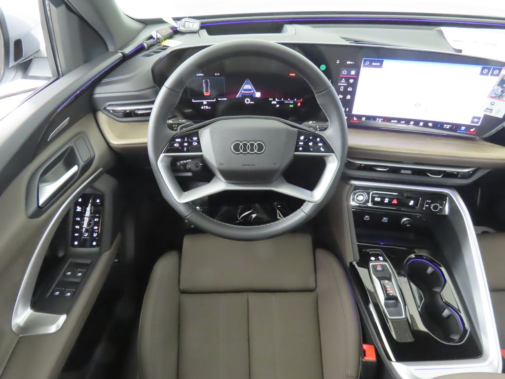 Thumbnail: 2025 Audi Q5 - 12