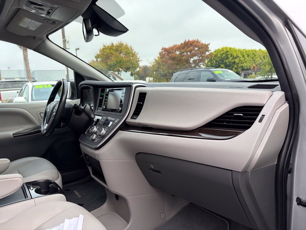 Used 2020 Toyota Sienna Van