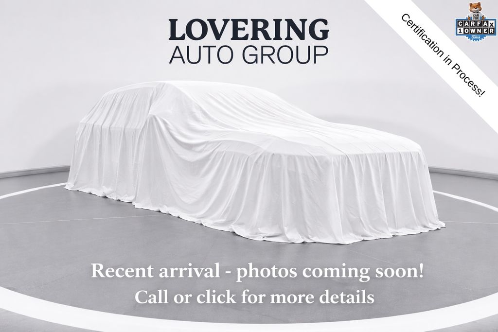 Crystal White 2023 Volvo XC60 B6 Ultimate Bright Theme AWD SUV / Crossover All-Wheel Drive Automatic