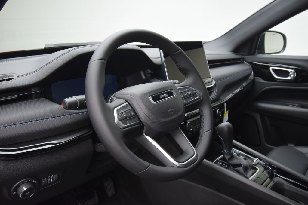 new 2026 Jeep Compass car, priced at $37,595
