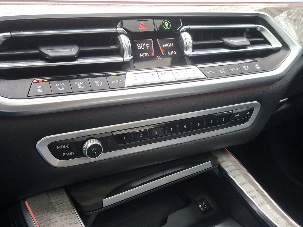 2021 BMW X5 M 16