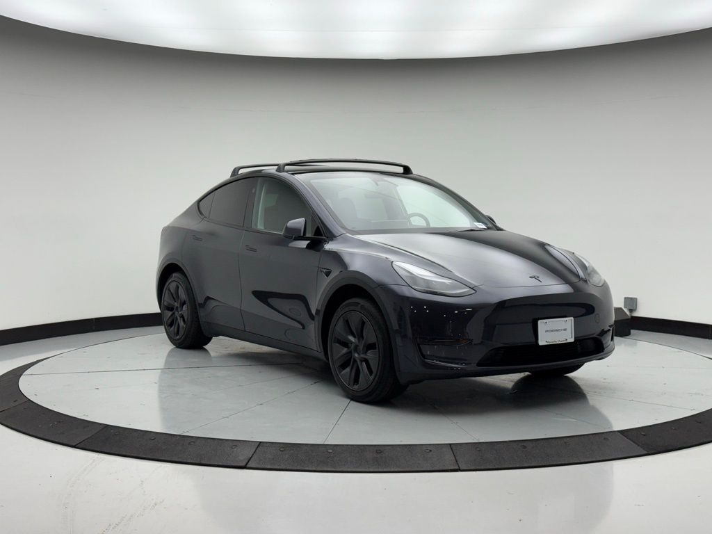 Thumbnail: 2025 Tesla Model Y - 8