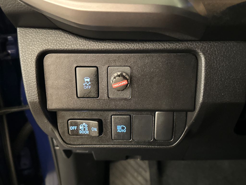 Certified Used 2022 Blue Toyota SR5 image 19