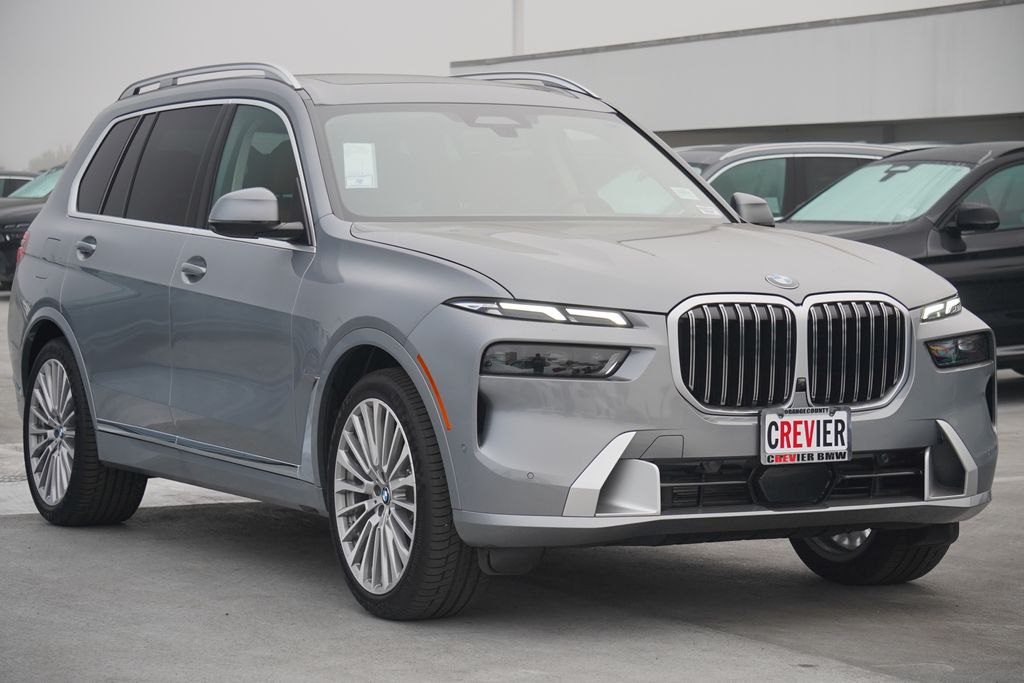 2024 BMW X7 xDrive40i 3