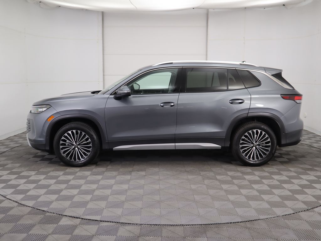 Thumbnail: 2025 Volkswagen Tiguan - 8