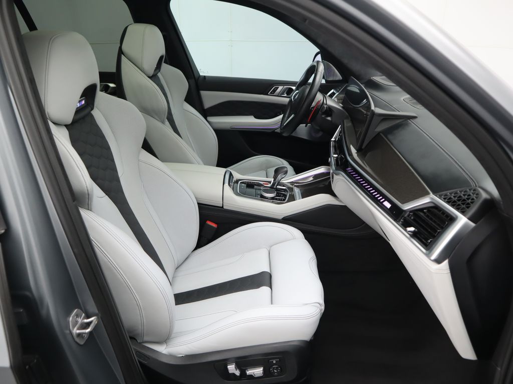 Thumbnail: 2024 BMW X5 - 21
