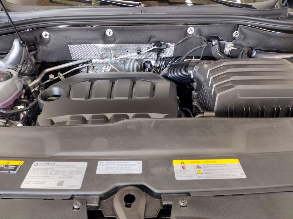 2025 Volkswagen Atlas 2.0T SE