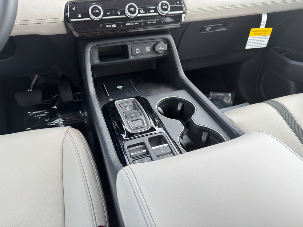 Thumbnail: 2026 Honda Pilot - 16