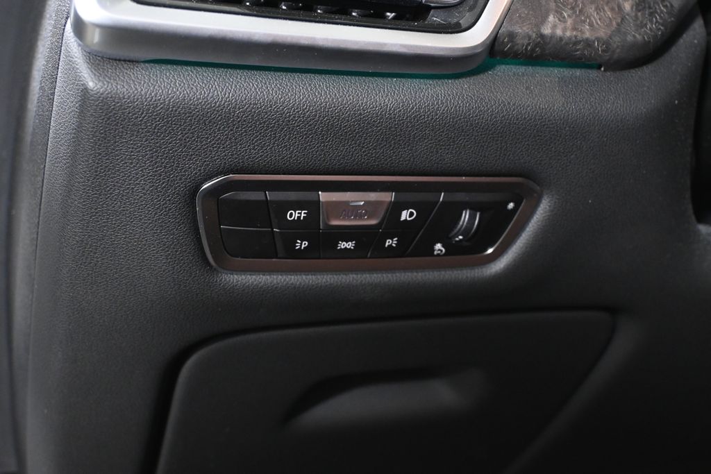 Thumbnail: 2023 BMW X5 - 27