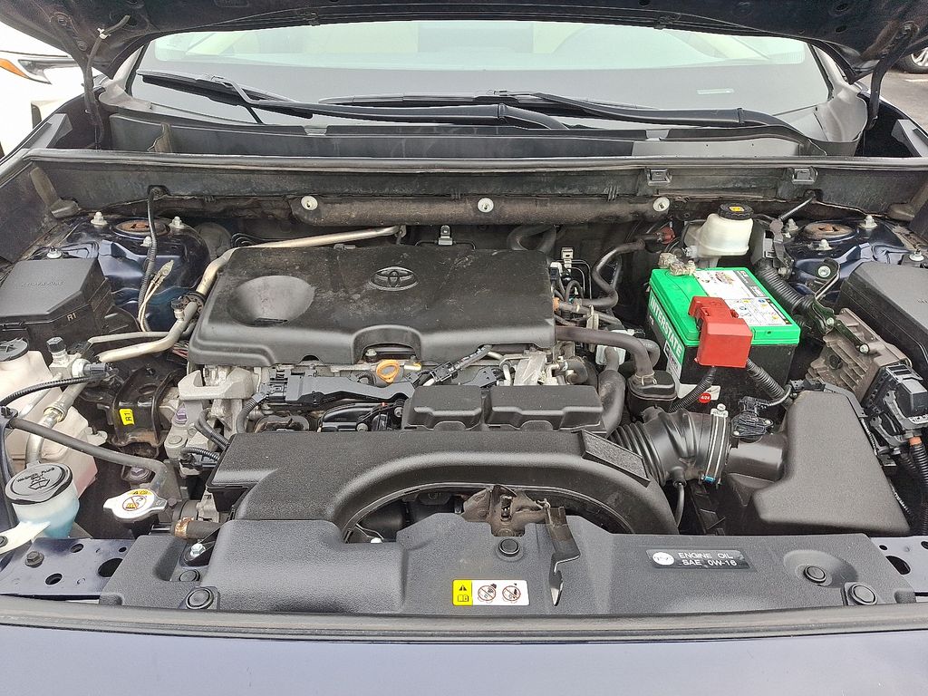 Thumbnail: 2019 Toyota RAV4 - 29