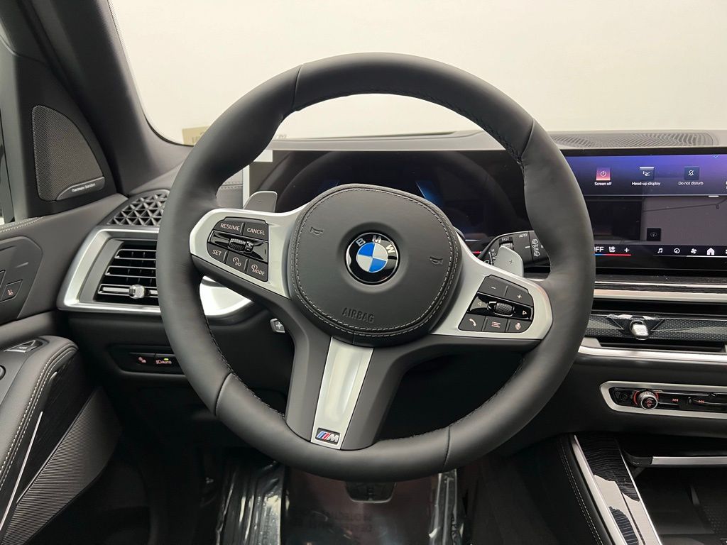 Thumbnail: 2026 BMW X5 - 17