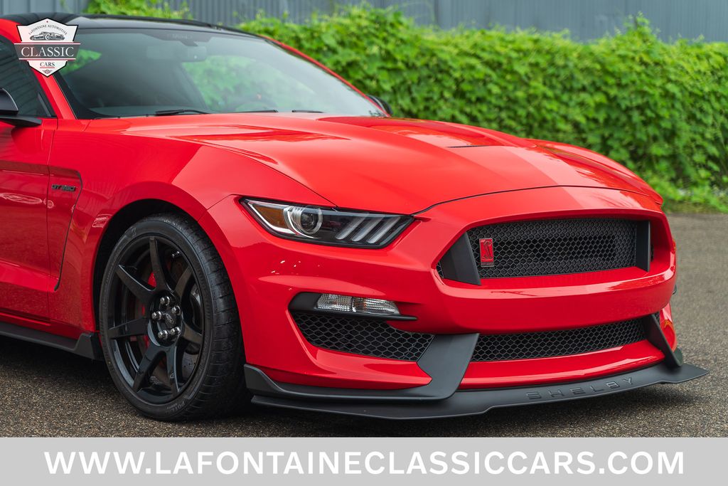2017 Ford Mustang 7