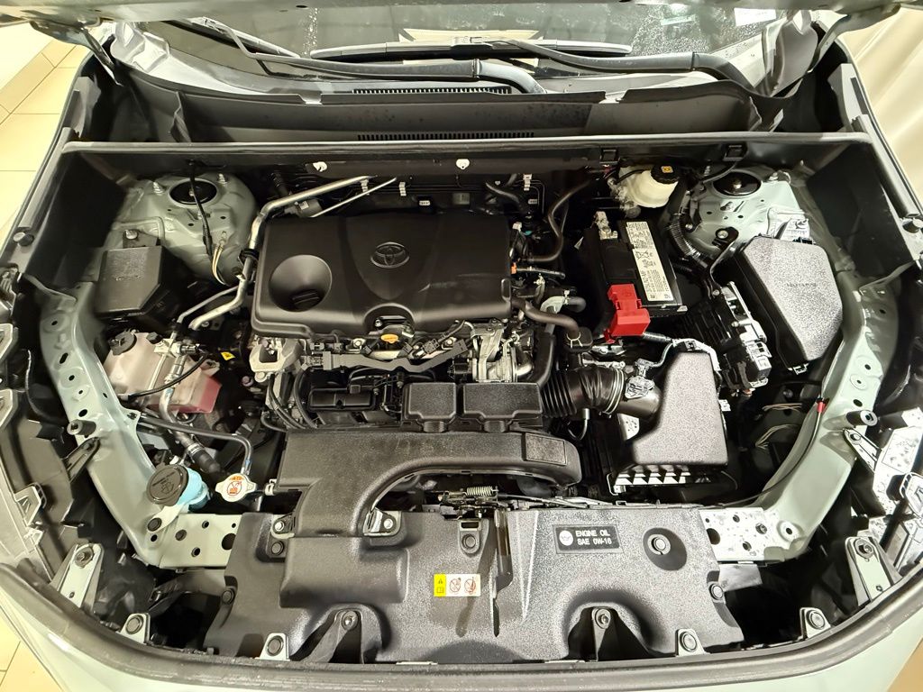 Thumbnail: 2020 Toyota RAV4 - 10