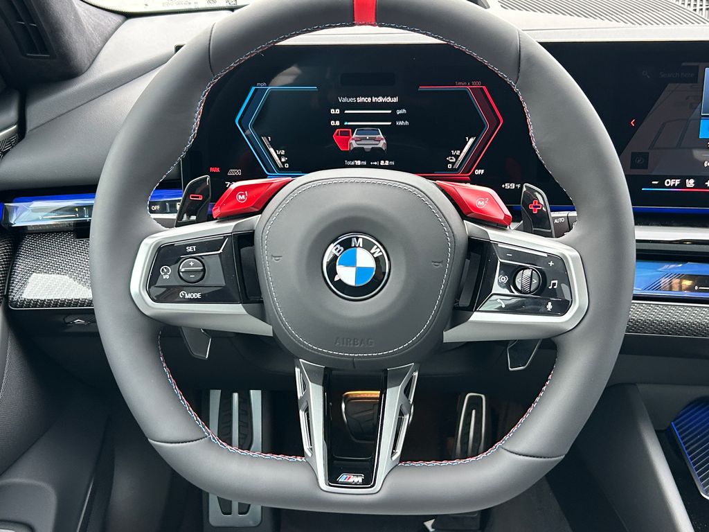 Thumbnail: 2027 BMW M5 - 18