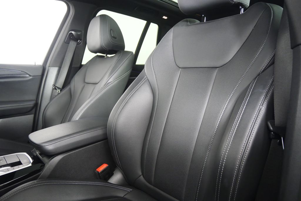 Thumbnail: 2024 BMW X3 - 10